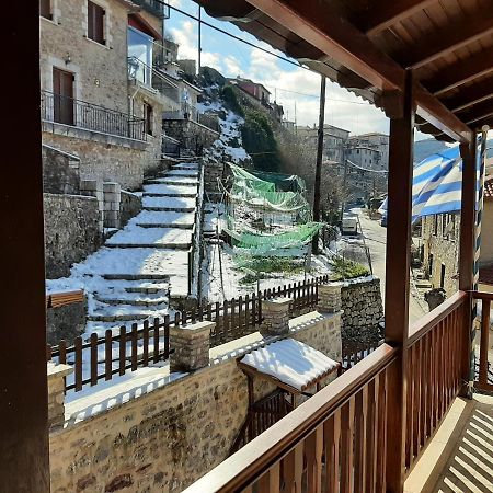 Δημητσανασ Τοποσ Νύμφη Δάφνη Lejlighed Dimitsana Eksteriør billede